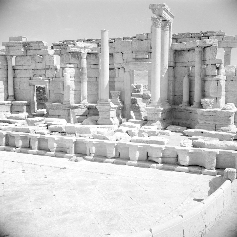 Romeinse overblijselen in het amphitheater te Palmyra, Bestanddeelnr 255-6109
