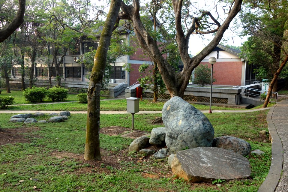 Rocks - Tunghai University - DSC01660