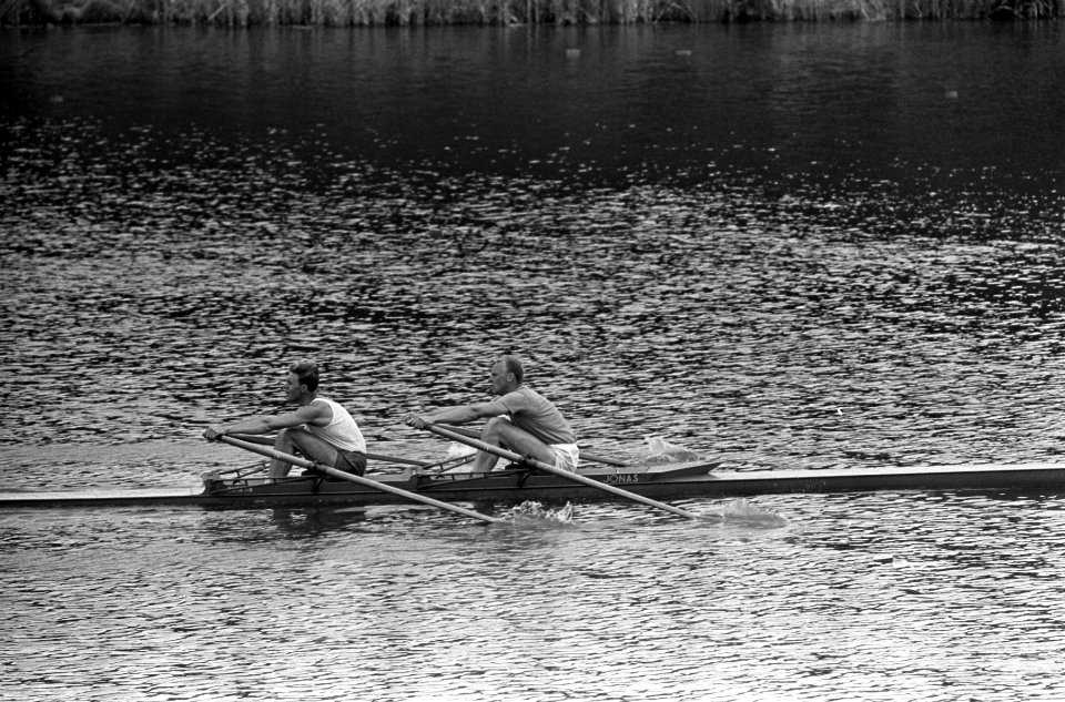 Roeien, roeiboten, wedstrijden, sport, Aegir, Bestanddeelnr 920-4188