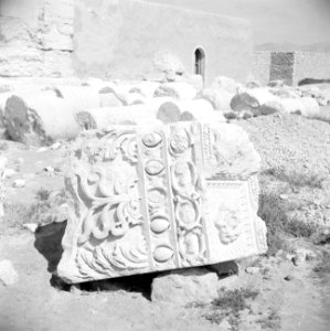 Romeinse overblijselen te Palmyra Gedeelte van een fries, Bestanddeelnr 255-6116
