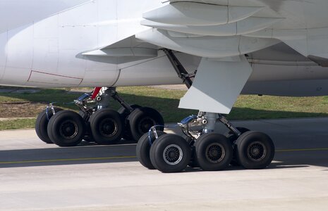 Landing close up aviation