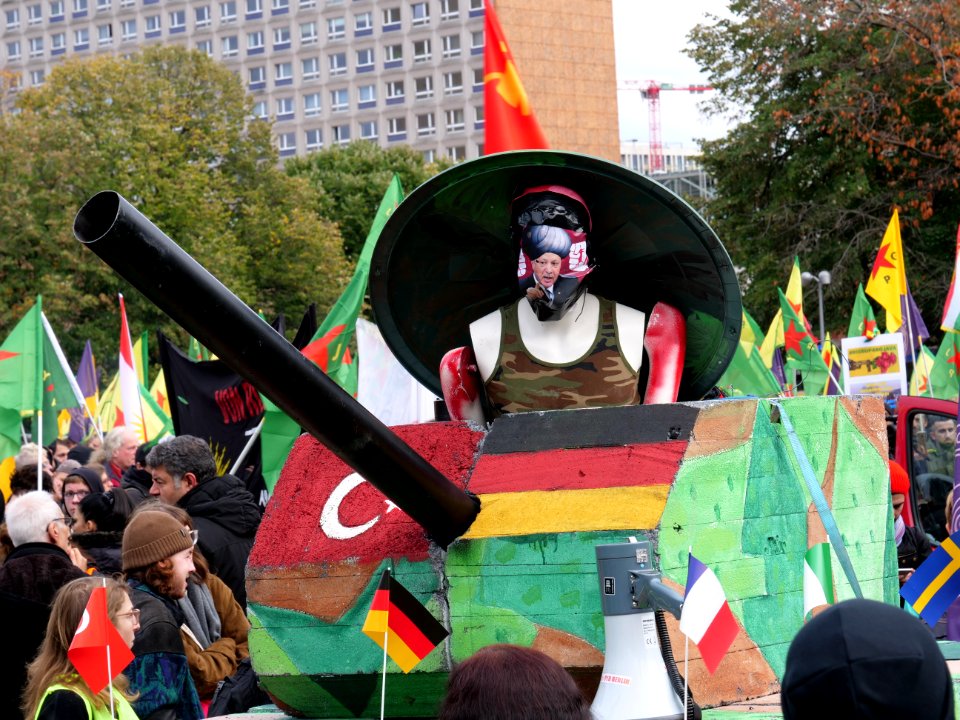 Rojava solidarity demonstration Berlin 2019-11-02 10