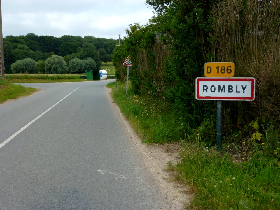 Rombly (Pas-de-Calais) city limit sign