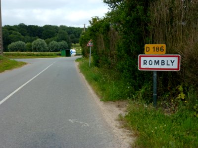 Rombly (Pas-de-Calais) city limit sign