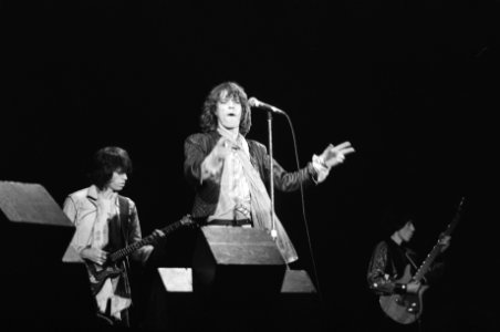 Rolling Stones concert in Zuiderpark te Den Haag , Mick Jagger in aktie, Bestanddeelnr 928-6122