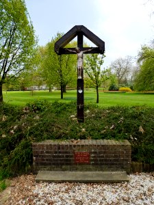 Roermond, wegkruis bij toegangsweg naar kasteel Hattem
