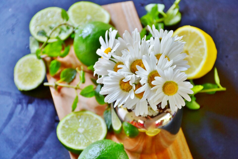 Citrus fruit sour green
