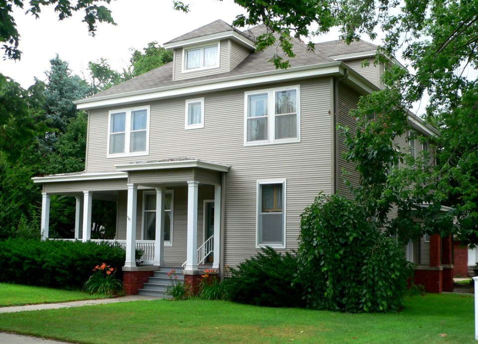Roeser house from NW