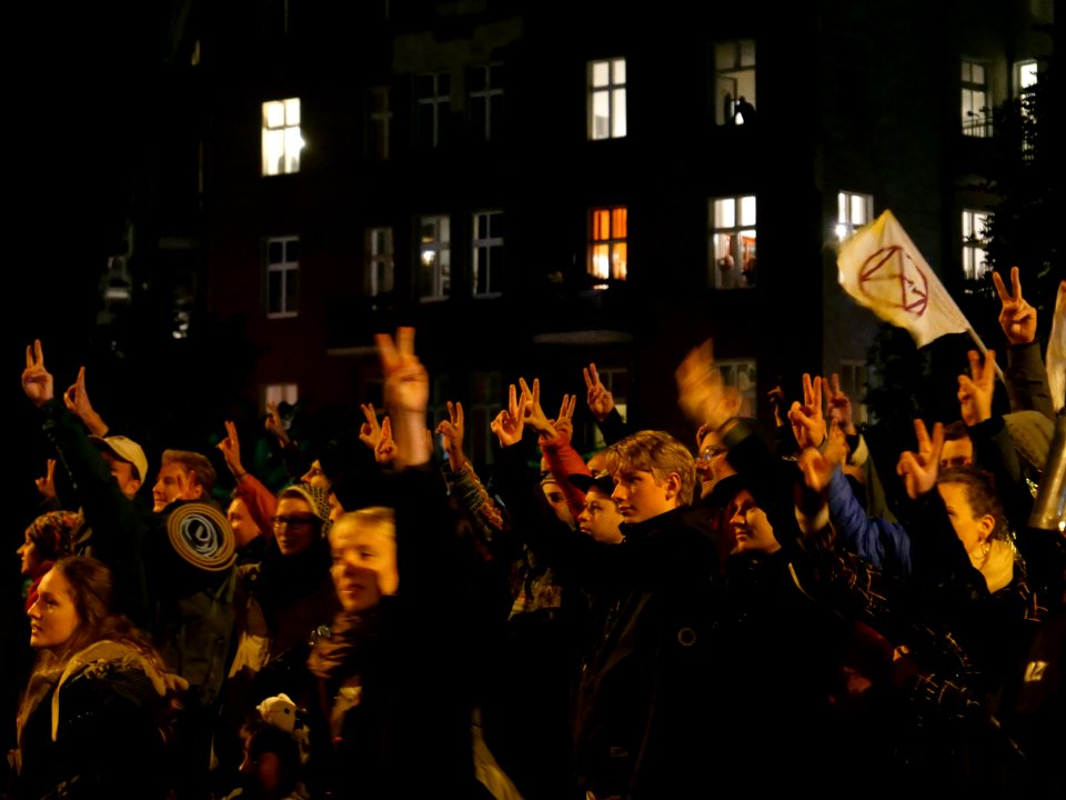 Rojava solidarity demonstration and Extinction Rebellion on the Kottbusser Brücke 2019-10-10 02