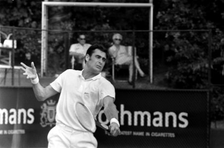 Roger Taylor (Engeland), Bestanddeelnr 922-6702