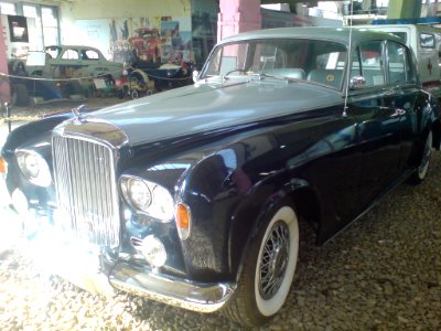 Rolls-Royce Phantom VI photo