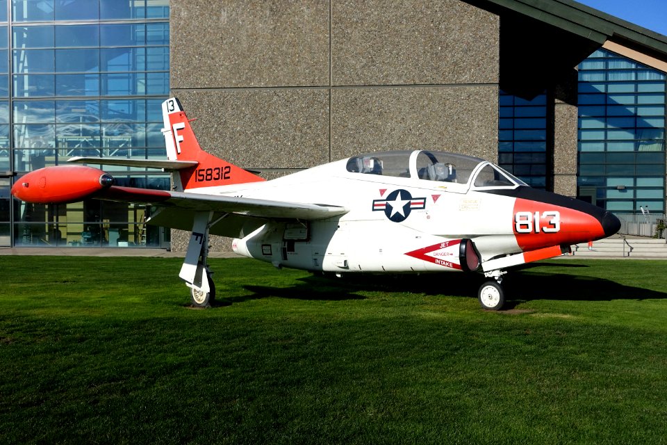 Rockwell T-2C Buckeye, 1970 - Evergreen Aviation & Space Museum - McMinnville, Oregon - DSC00463