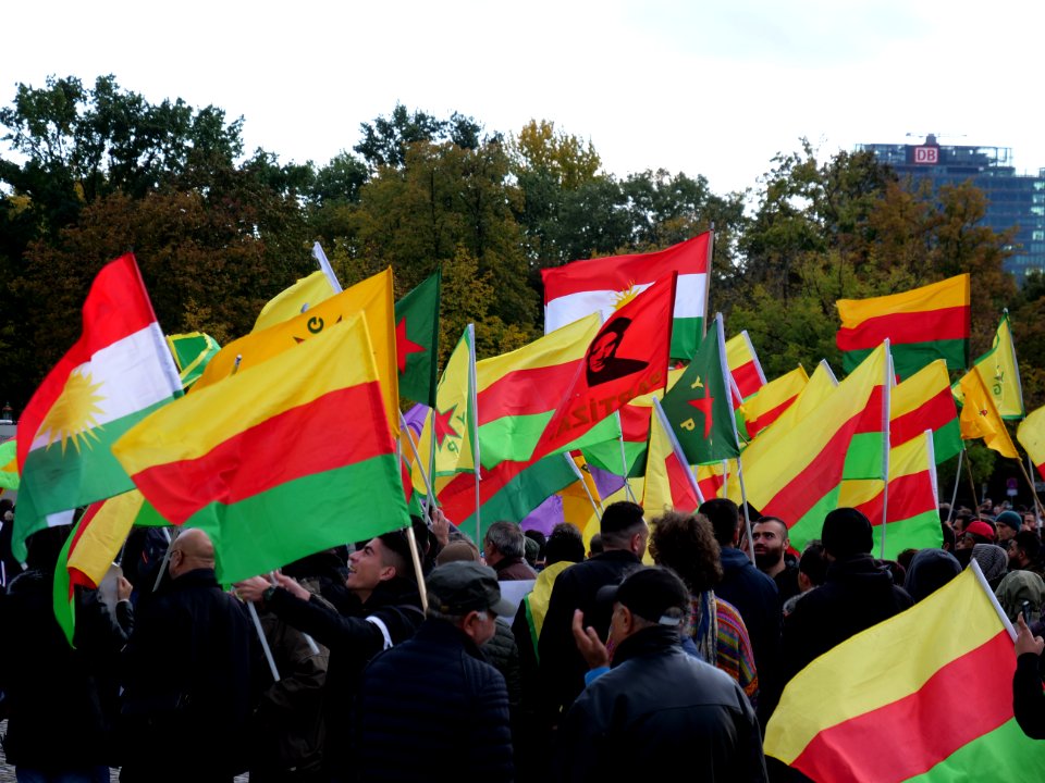 Rojava solidarity demonstration Platz der Republik Berlin 2019-10-10 24