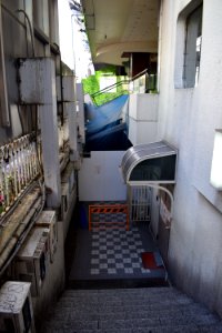 ROI building (六本木共同ビル) before destruction 3