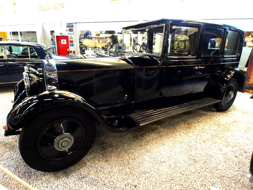 Rolls Royce Phantom II pic-1