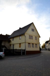 Rohnstadt, Schultheissenstraße 8