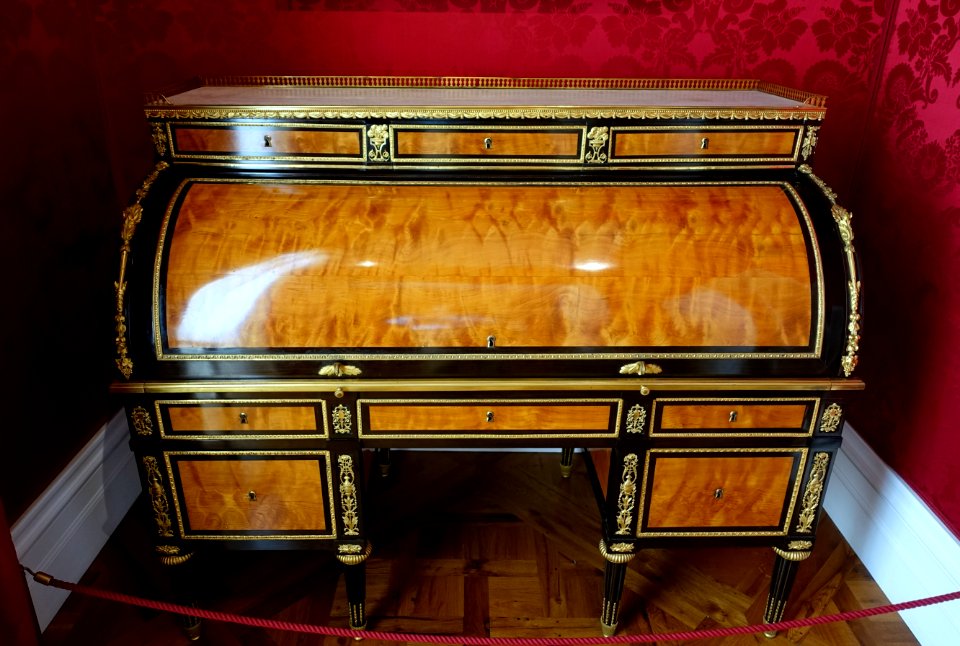 Rolltop desk - Waddesdon Manor - Buckinghamshire, England - DSC07734