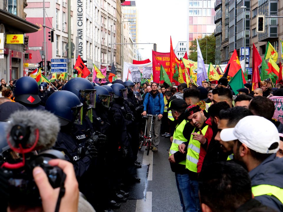 Rojava solidarity demonstration Berlin 2019-11-02 72