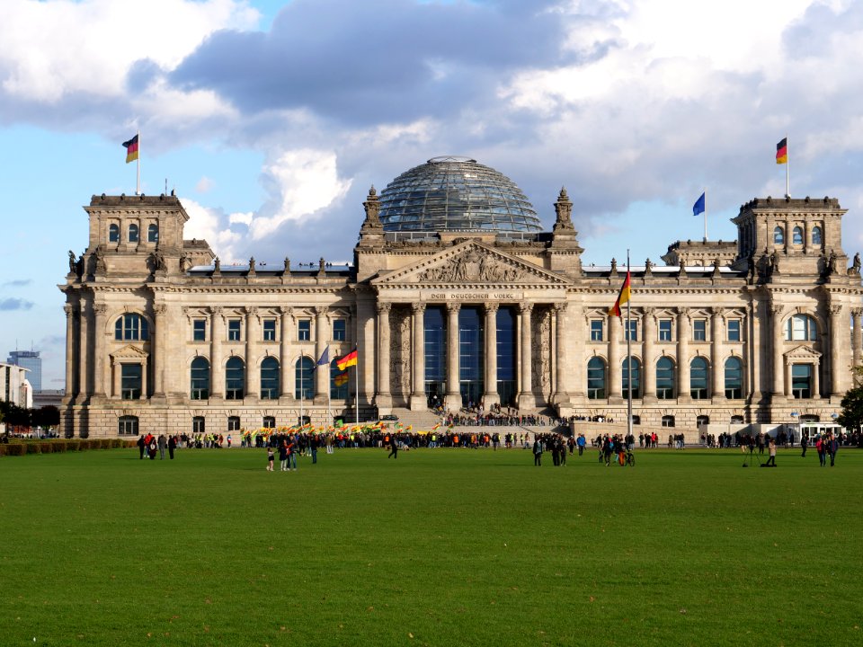 Rojava solidarity demonstration Platz der Republik Berlin 2019-10-10 22
