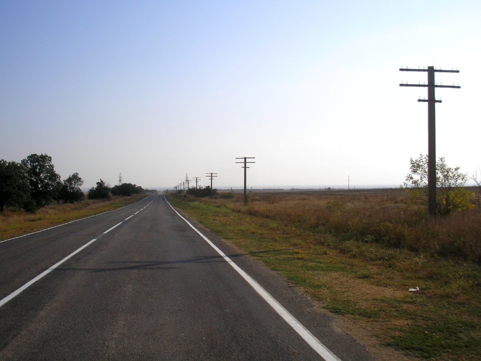 Road Razdolnoe — Yevpatoria 7