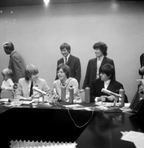 Rolling Stones op Schiphol, Bestanddeelnr 916-7423