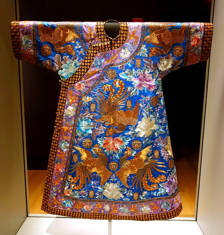 Robe with phoenixes, peonies, etc, China, emboidery probably by Imperial Silk Manufactory, Suzhou, tailoring by Imperial Workshop, Beijing, Guangxu period, 1875-1908, silk - Peabody Essex Museum - DSC08056
