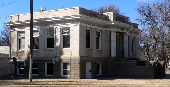 Rocky Ford, Colorado Carnegie library from E 1
