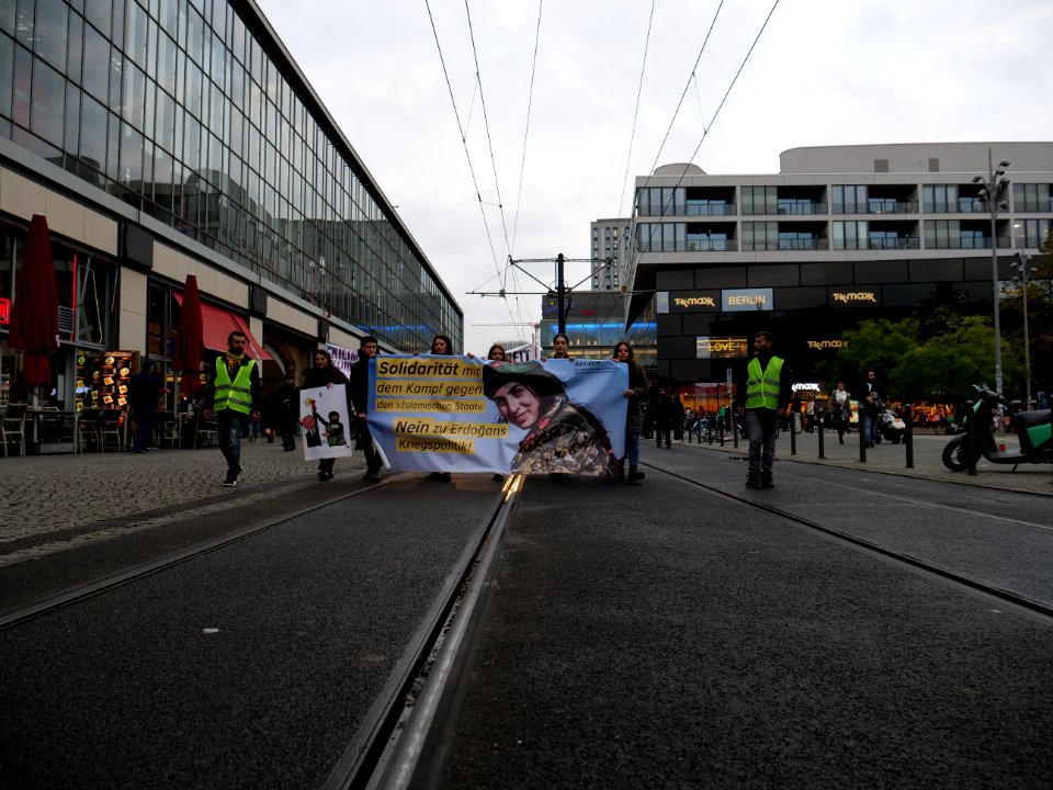 Rojava solidarity demonstration Berlin 2019-10-08 01
