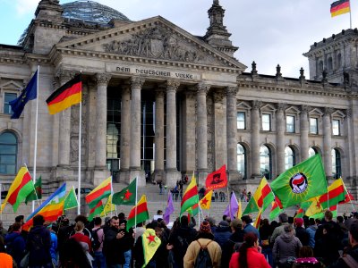 Rojava solidarity demonstration Platz der Republik Berlin 2019-10-10 12