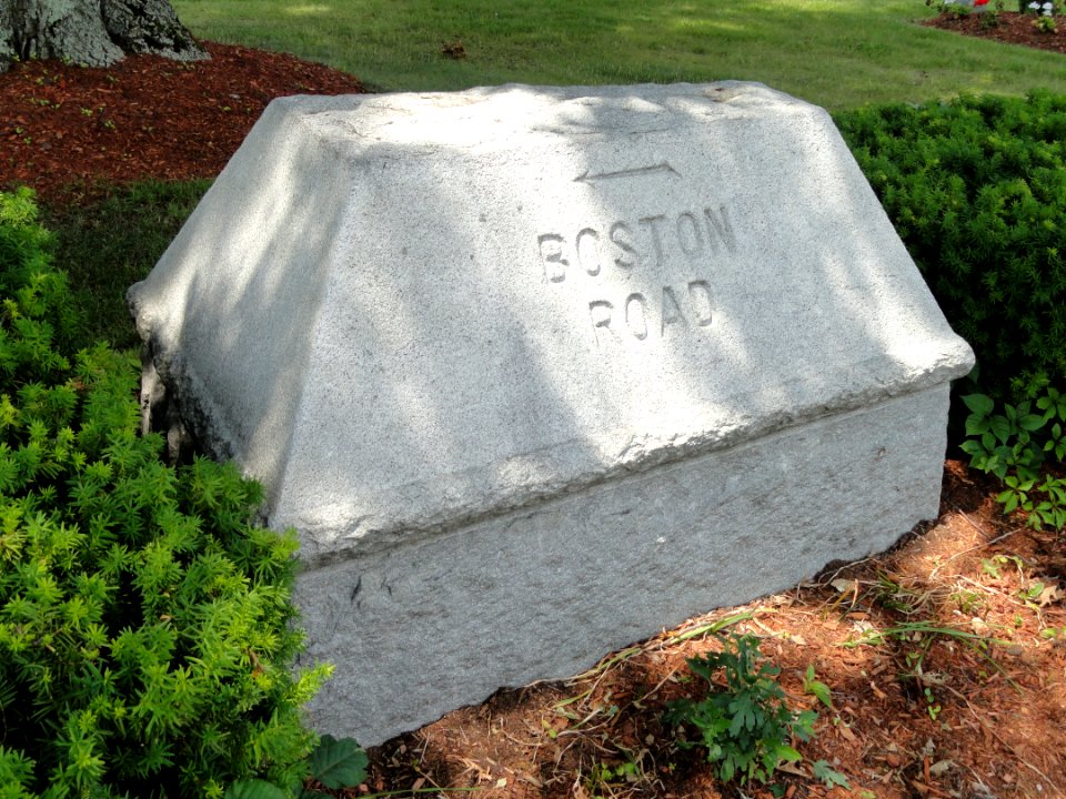 Road marker (Billerica, Massachusetts) - DSC00034