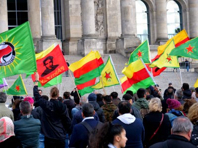 Rojava solidarity demonstration Platz der Republik Berlin 2019-10-10 06