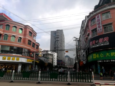 Road in Puding County4