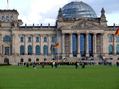 Rojava solidarity demonstration Platz der Republik Berlin 2019-10-10 21
