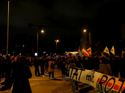 Rojava solidarity demonstration and Extinction Rebellion on the Kottbusser Brücke 2019-10-10 10