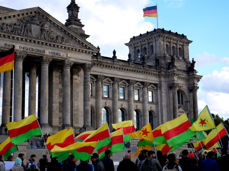 Rojava solidarity demonstration Platz der Republik Berlin 2019-10-10 15