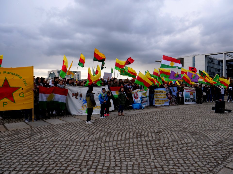 Rojava solidarity demonstration Platz der Republik Berlin 2019-10-10 31