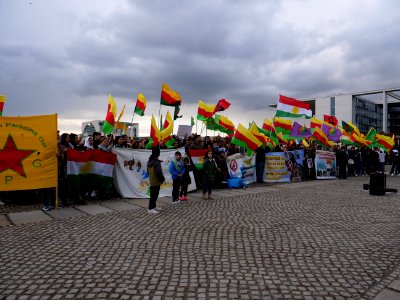 Rojava solidarity demonstration Platz der Republik Berlin 2019-10-10 31