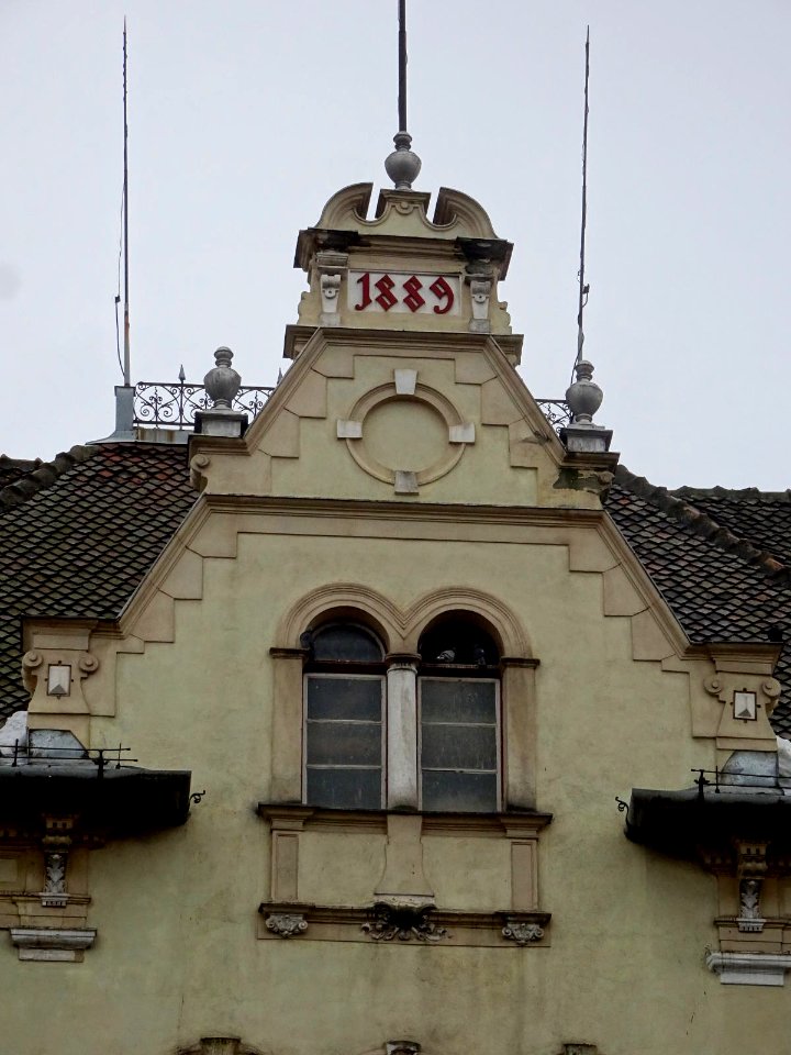 RO BV University T building 4