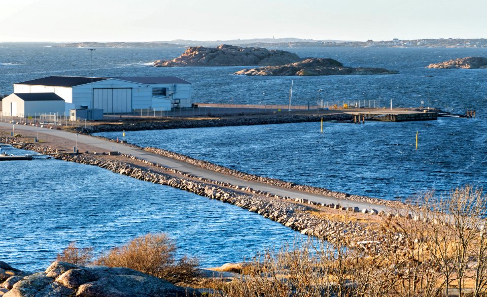 Road connecting Ramsvik with Basteviksholmarna