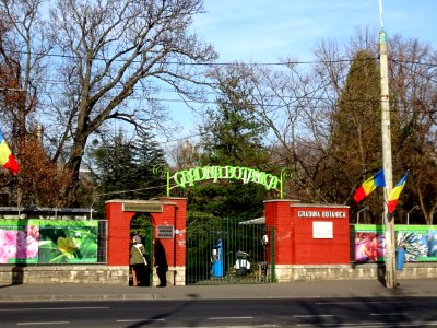 RO Bucharest Botanical Garden 000