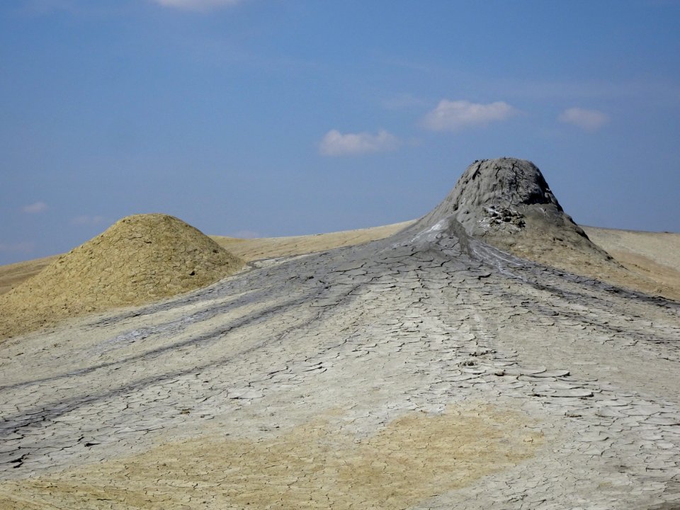 RO Berca mud volcanoes 12