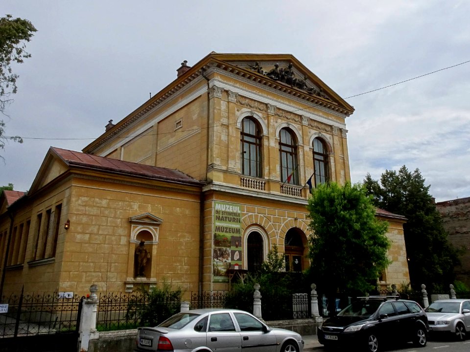 RO MS Nature History Museum 1