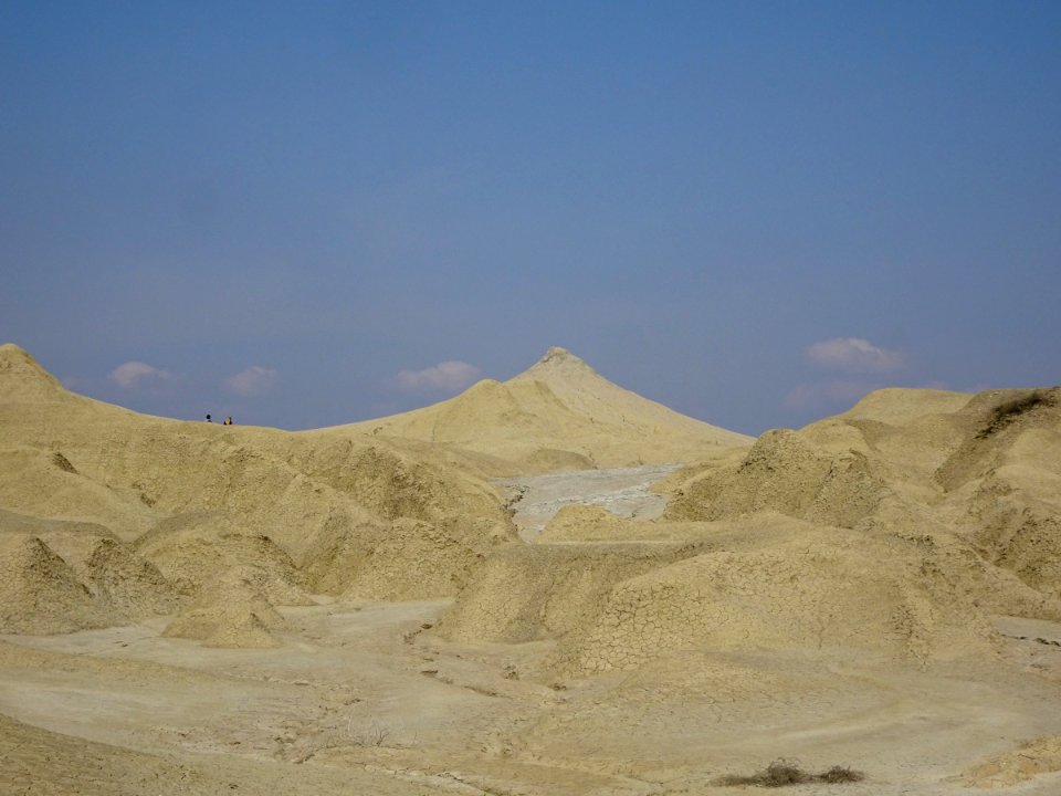 RO Berca mud volcanoes 10