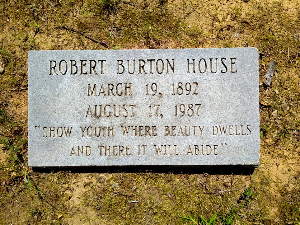 Robert Burton House grave 1