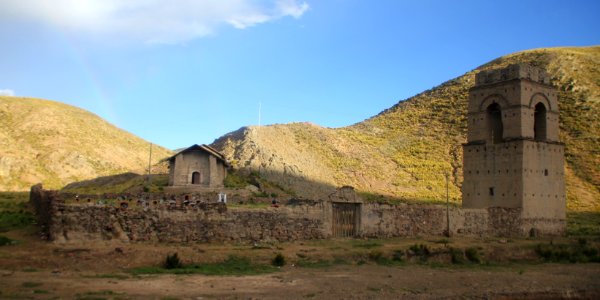 RN4 Bolivia 03 2019 cementerio