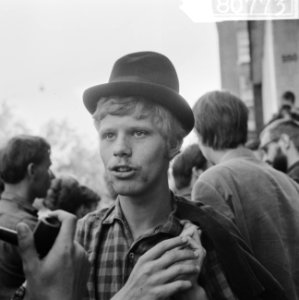 Rob Stolk met bolhoed, Bestanddeelnr 918-0773