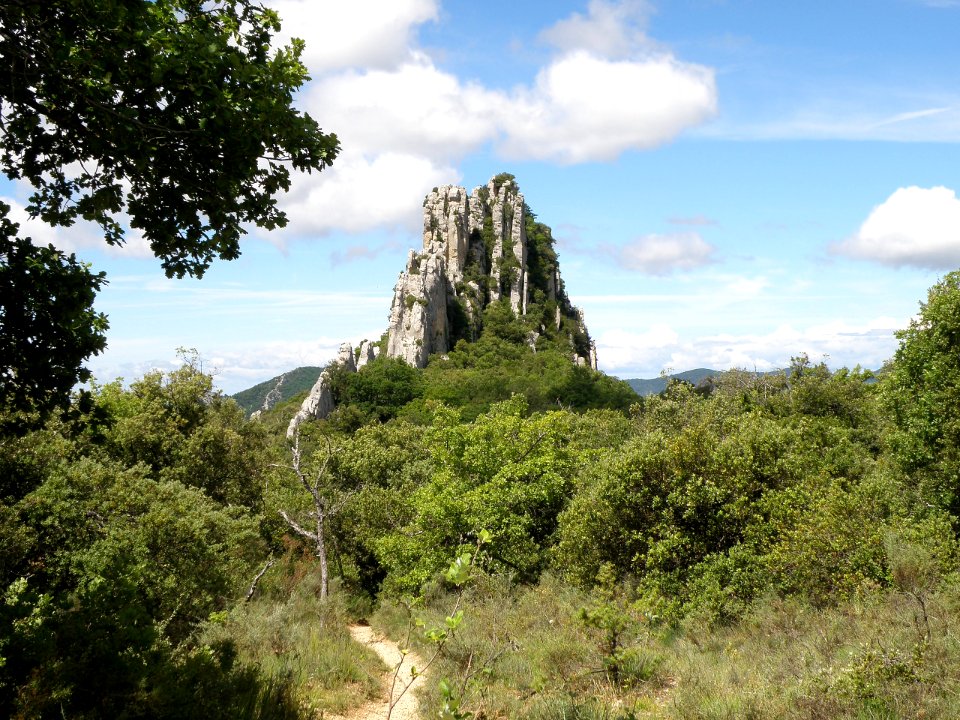 Rocher Saint-Julien profil est 4