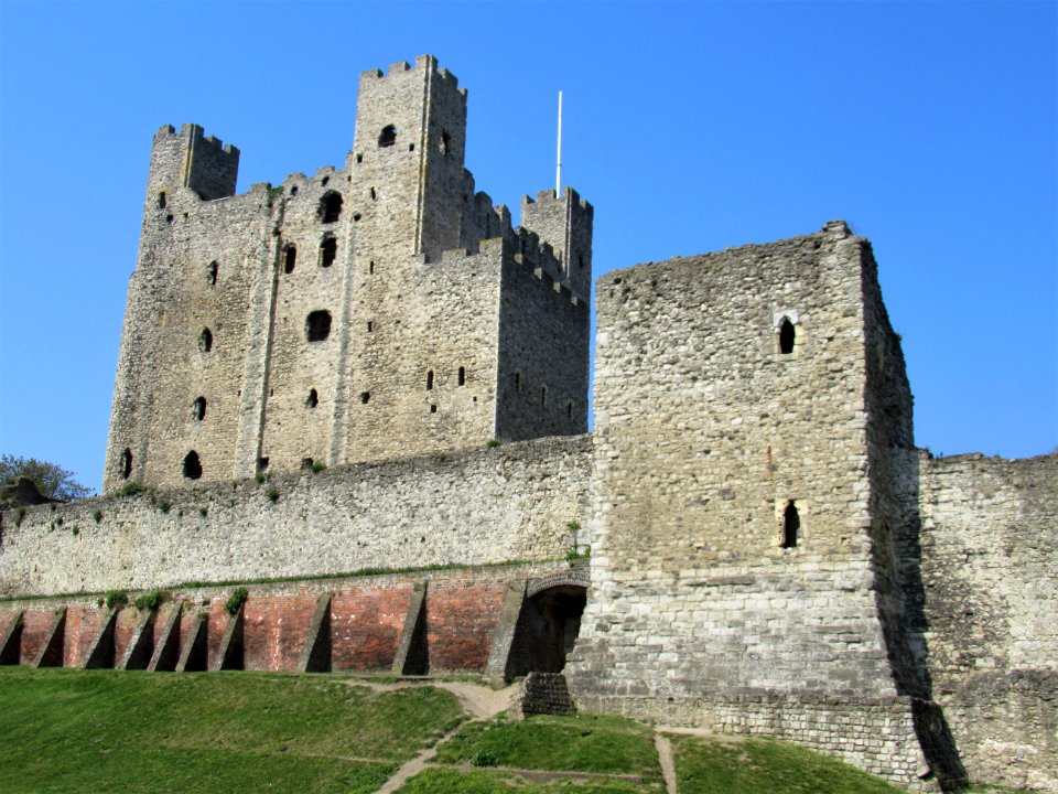 Rochester Castle, April 2021 02