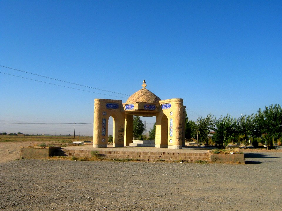 Road to Heydar Yaghma Tomb 3