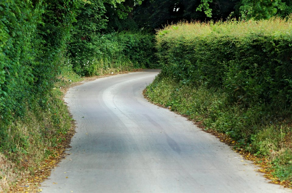 Road-to-Batchwood-Hall-20050613-011